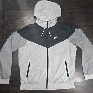 Nike Sportswear Windrunner Mens L Mesh Lined Jacket